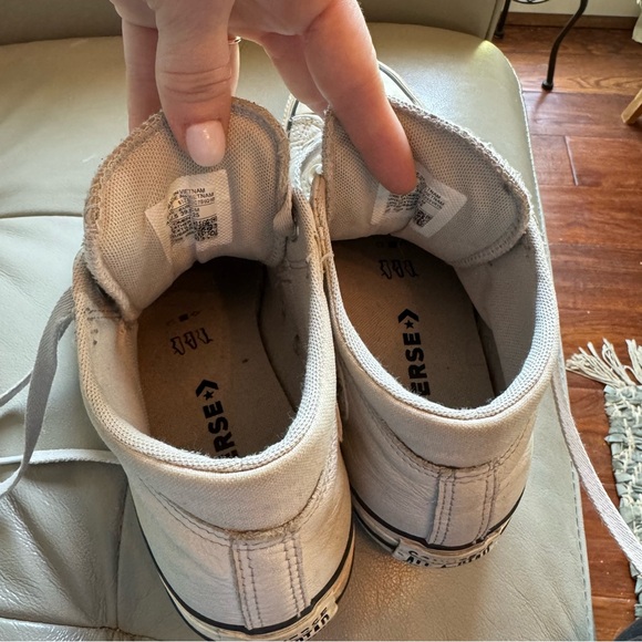 Converse Leather Mid-Top Sneakers - Picture 7 of 9